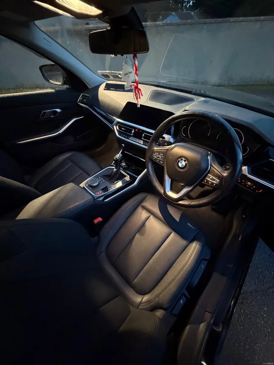 BMW 3 series 318d SE - Image 6