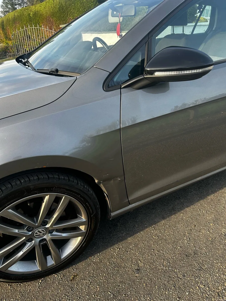 Volkswagen golf - Image 3