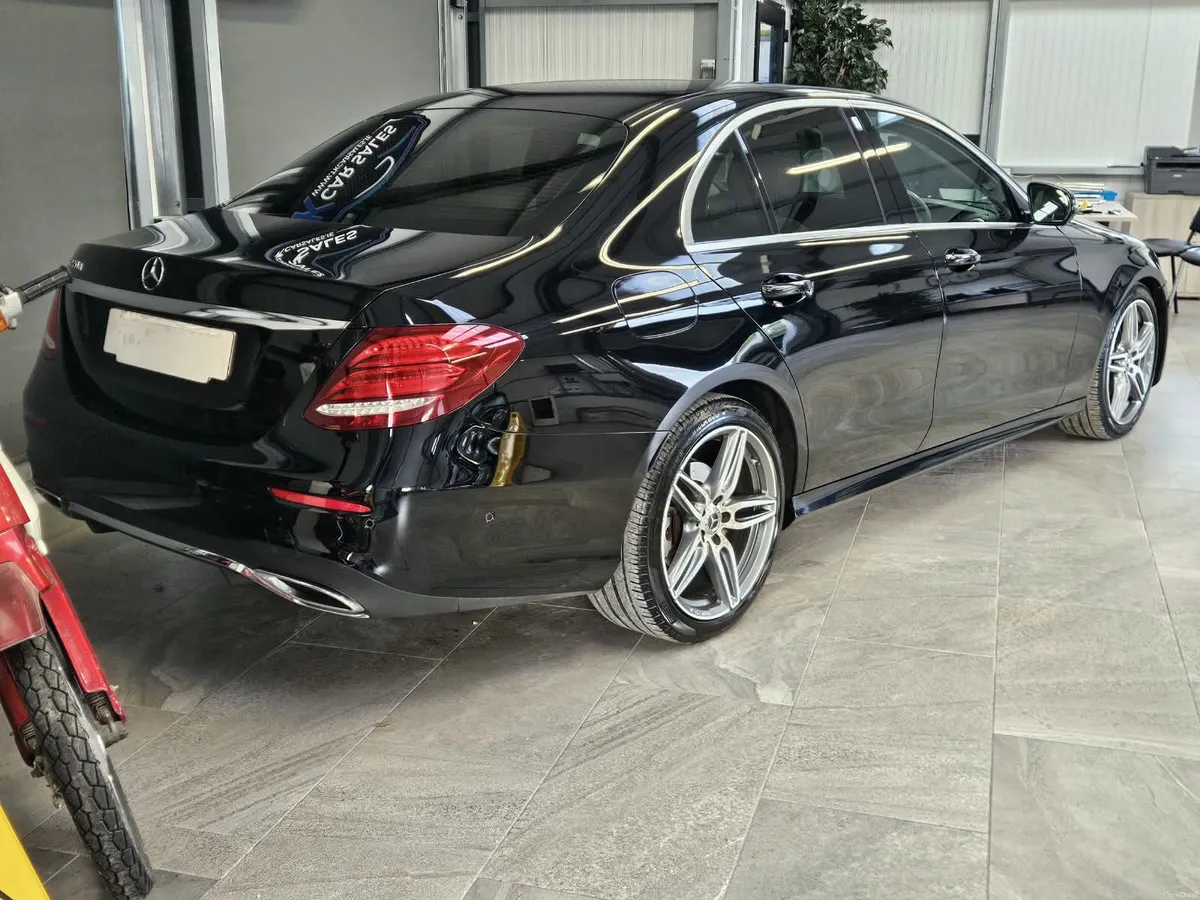 201 MERCEDES-BENZ E-CLASS 220 AMG LINE - Image 2