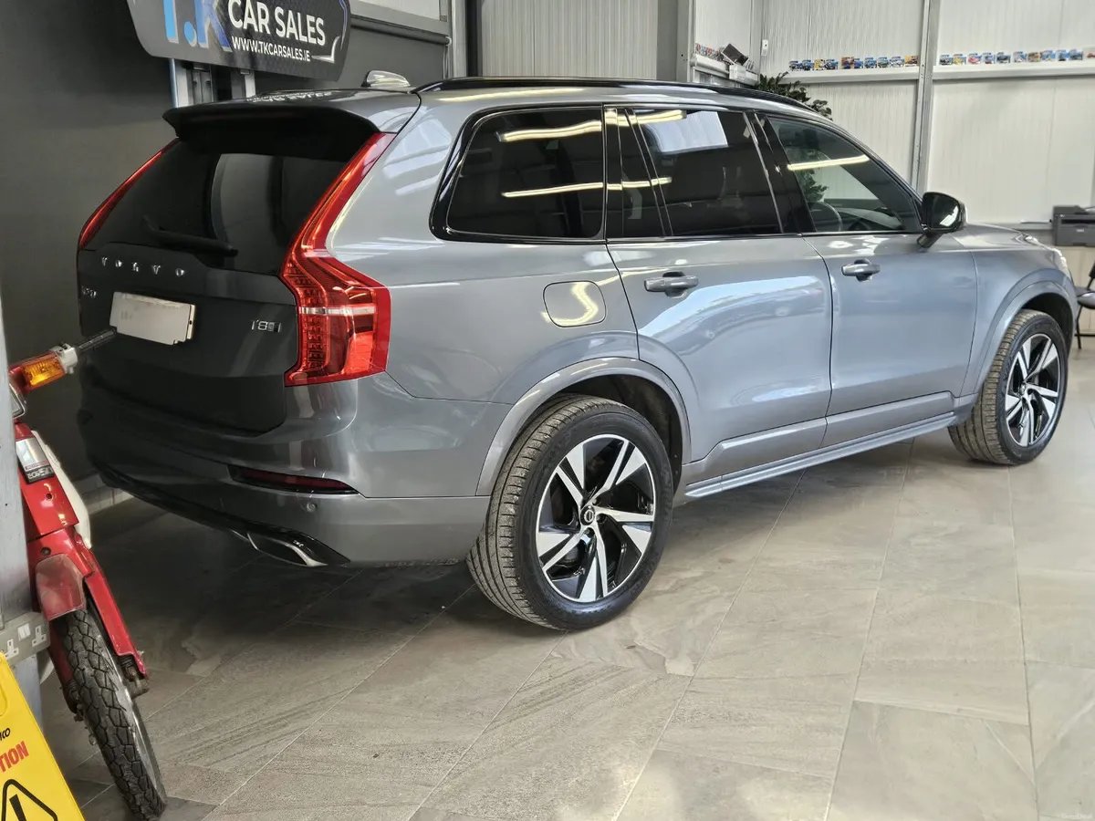 19 VOLVO XC90 T8 R DESIGN AWD PHEV  AUTO - Image 3