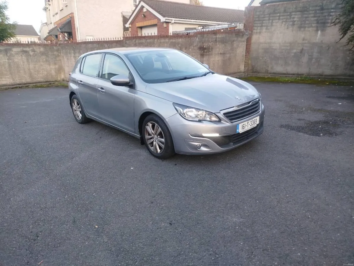 Peugeot 308 - Image 1