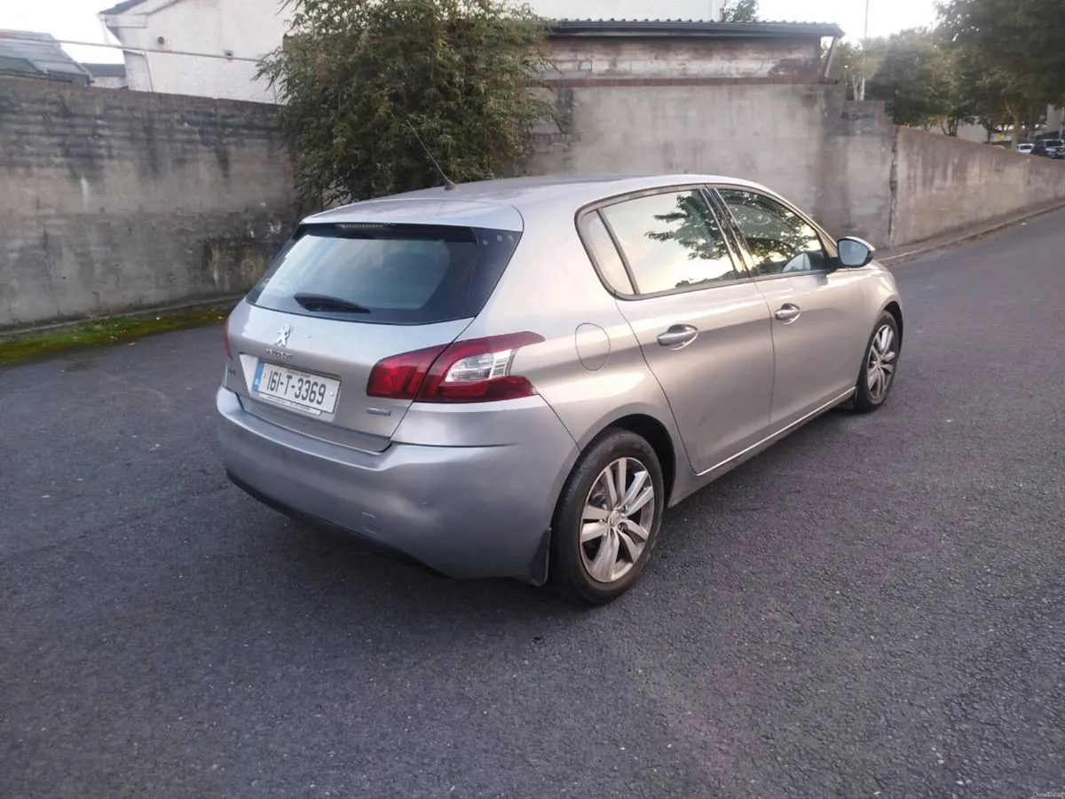 Peugeot 308 - Image 5