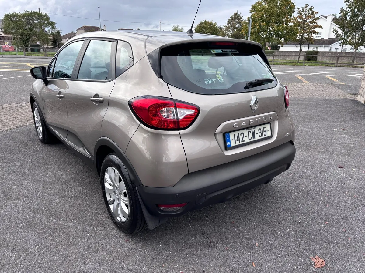 Renault Captur - Image 3