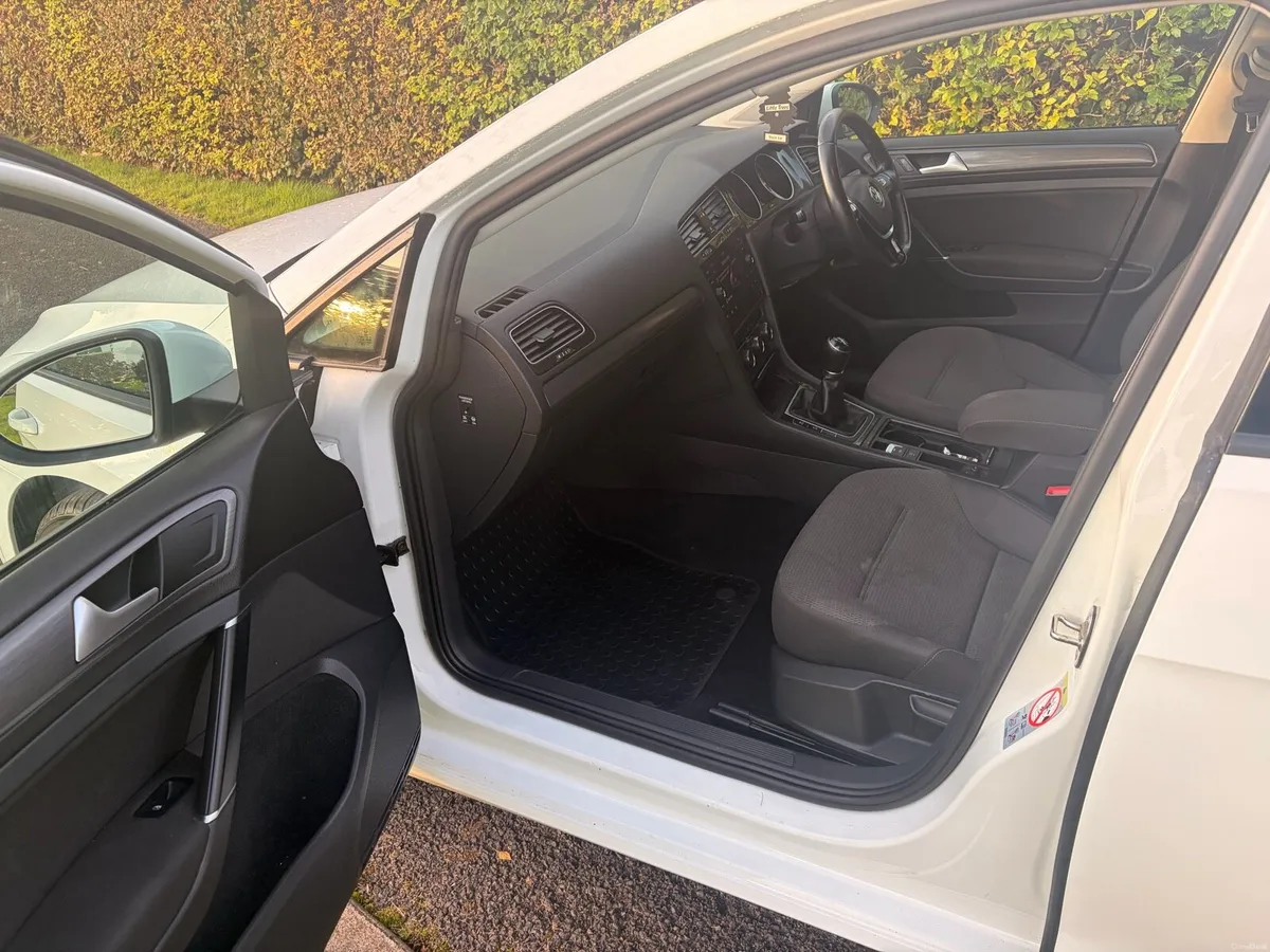 Vw Golf TDI - Image 5