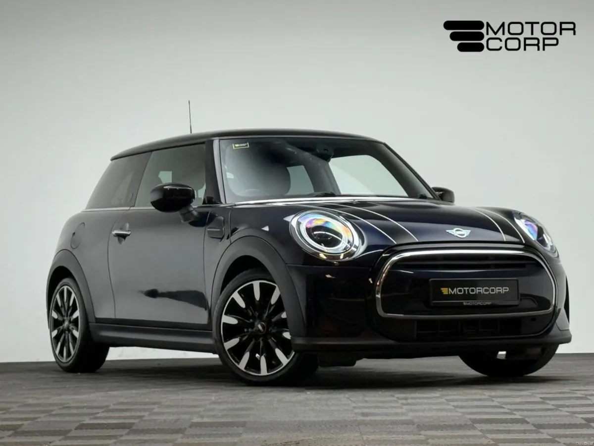 Mini Cooper COOPER EXCLUSIVE 1.5 AUTO - Image 1