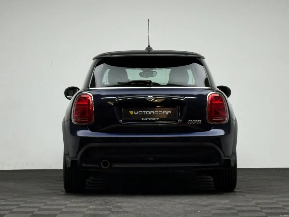 Mini Cooper COOPER EXCLUSIVE 1.5 AUTO - Image 6
