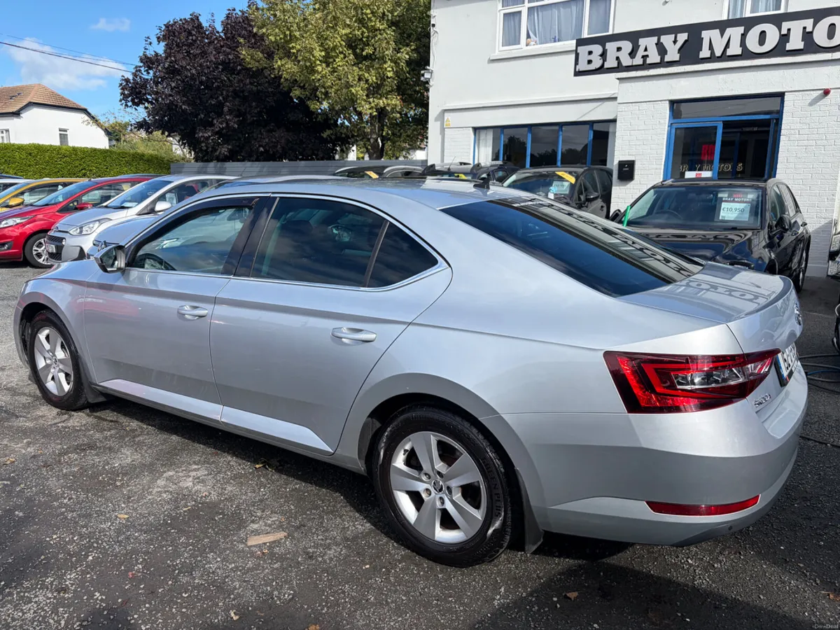 2015 SKODA SUPERB 1.6 TDI AMBITION 120BHP - Image 5