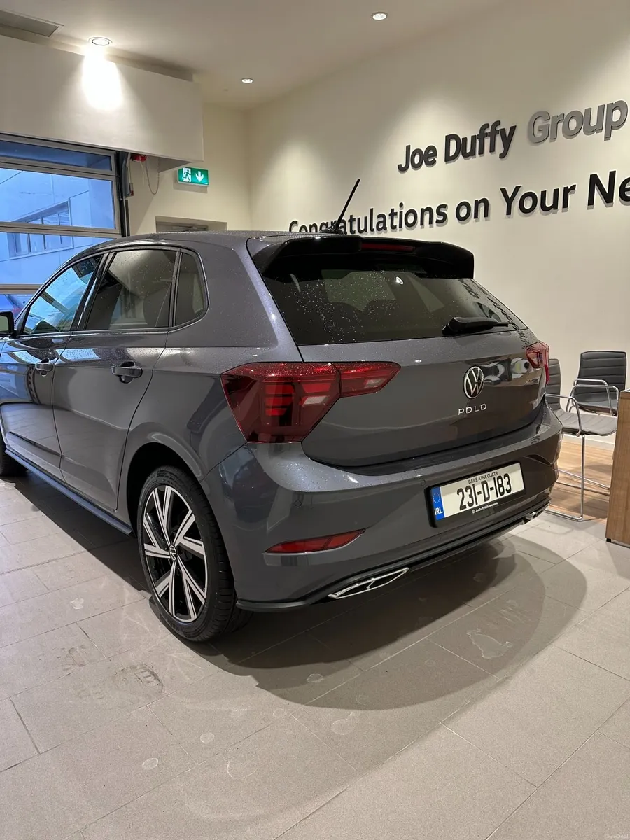 Volkswagen Polo 2023 - Image 2