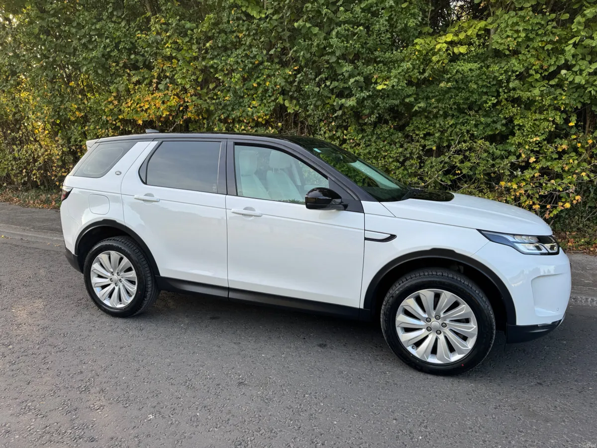 Land Rover Discovery Sport Low Mileage 7 seats - Image 3