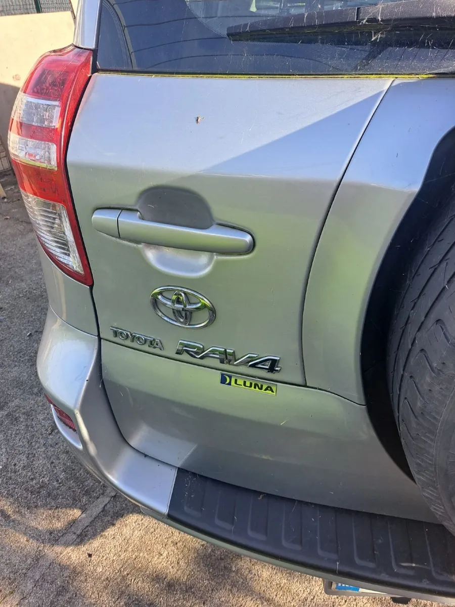 Toyota RAV4 2012 - Image 1