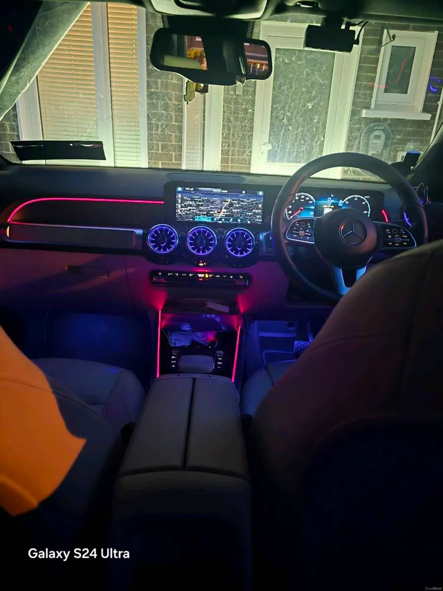 Mercedes-Benz EQB - Image 5