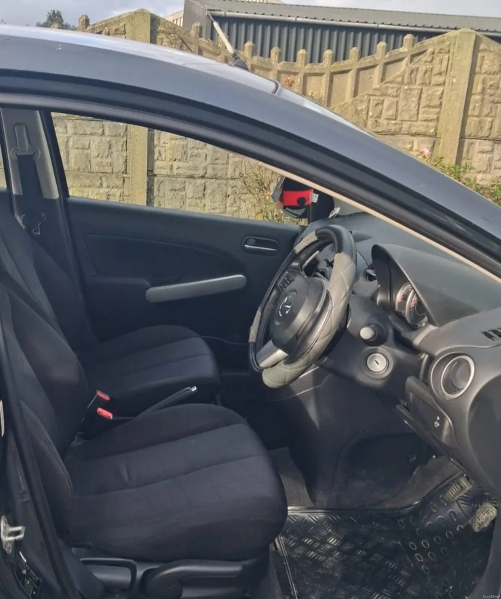 Car - Image 5