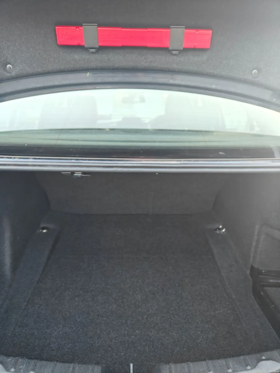 BMW 3-Series 2016 - Image 3