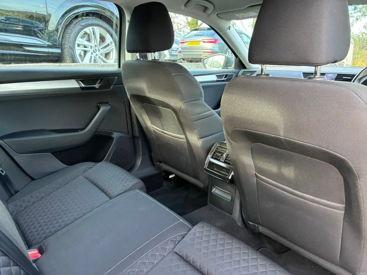 Skoda Superb AMBITION 2.0 TDI 150 BHP - Image 6