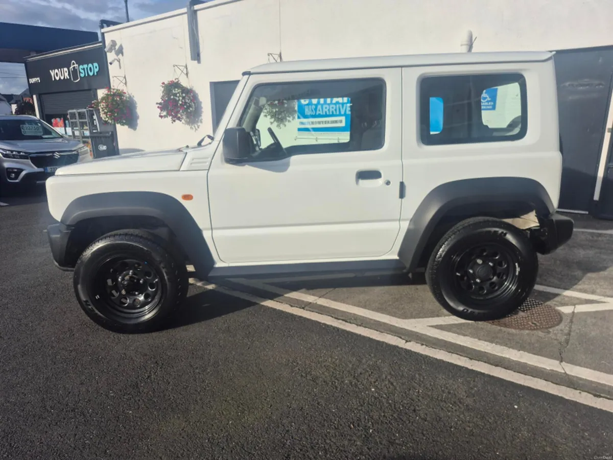 Suzuki Jimny 1.5 LCV 3DR - Image 4