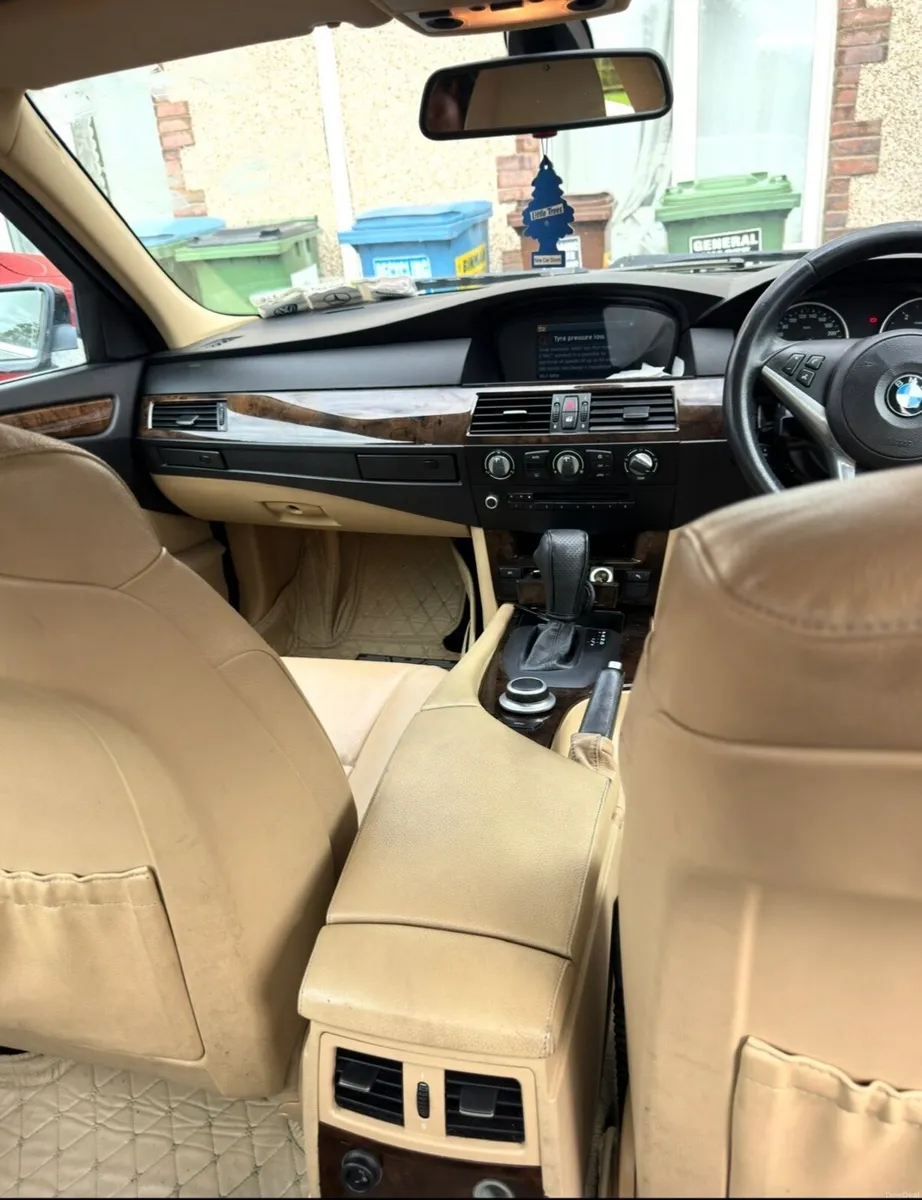 BMW 5-Series 2007 - Image 3