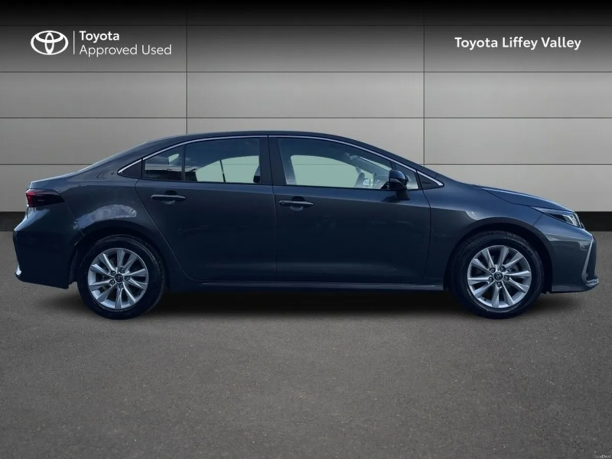 Toyota Corolla COROLLA SALOON LUNA - Image 3