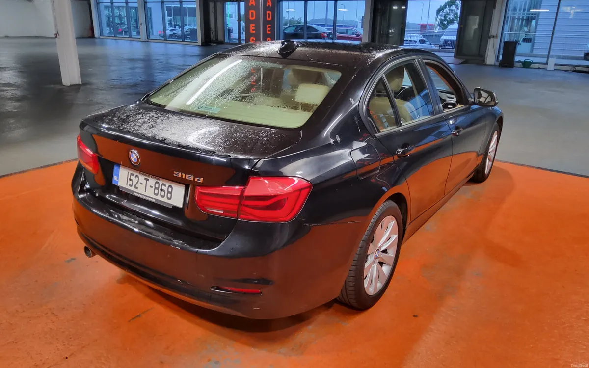 BMW 3-Series 2015 - Image 3
