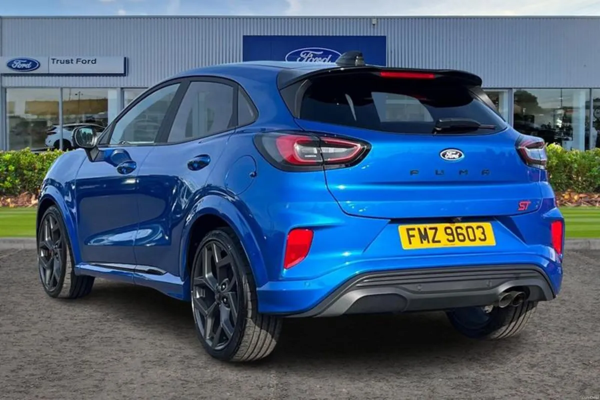 Ford Puma 1.0 EcoBoost Hybrid mHEV 170 ST 5dr DCT - Image 2