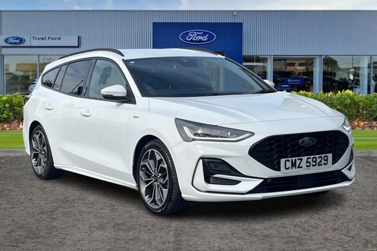 Ford Focus 1.0 EcoBoost Hybrid mHEV 155 ST-Line X - Image 1