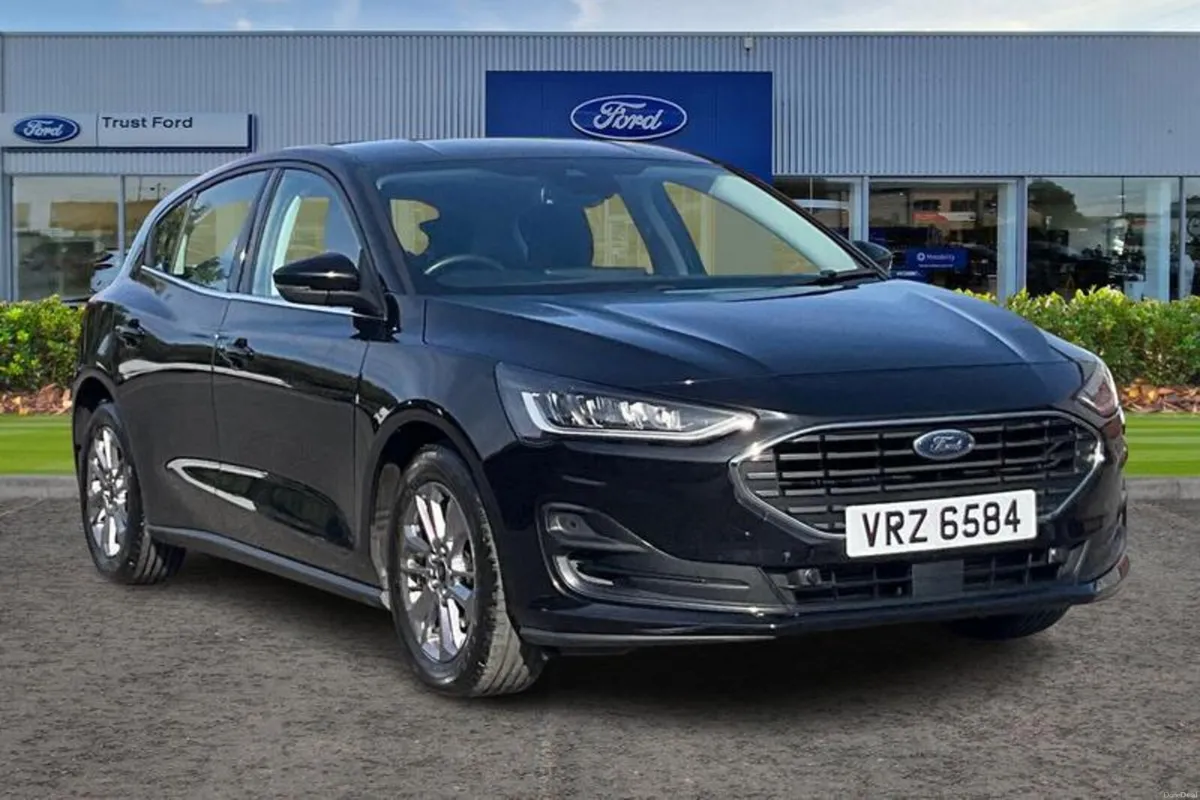 Ford Focus 1.0T EcoBoost MHEV Titanium Hatchback 5 - Image 1