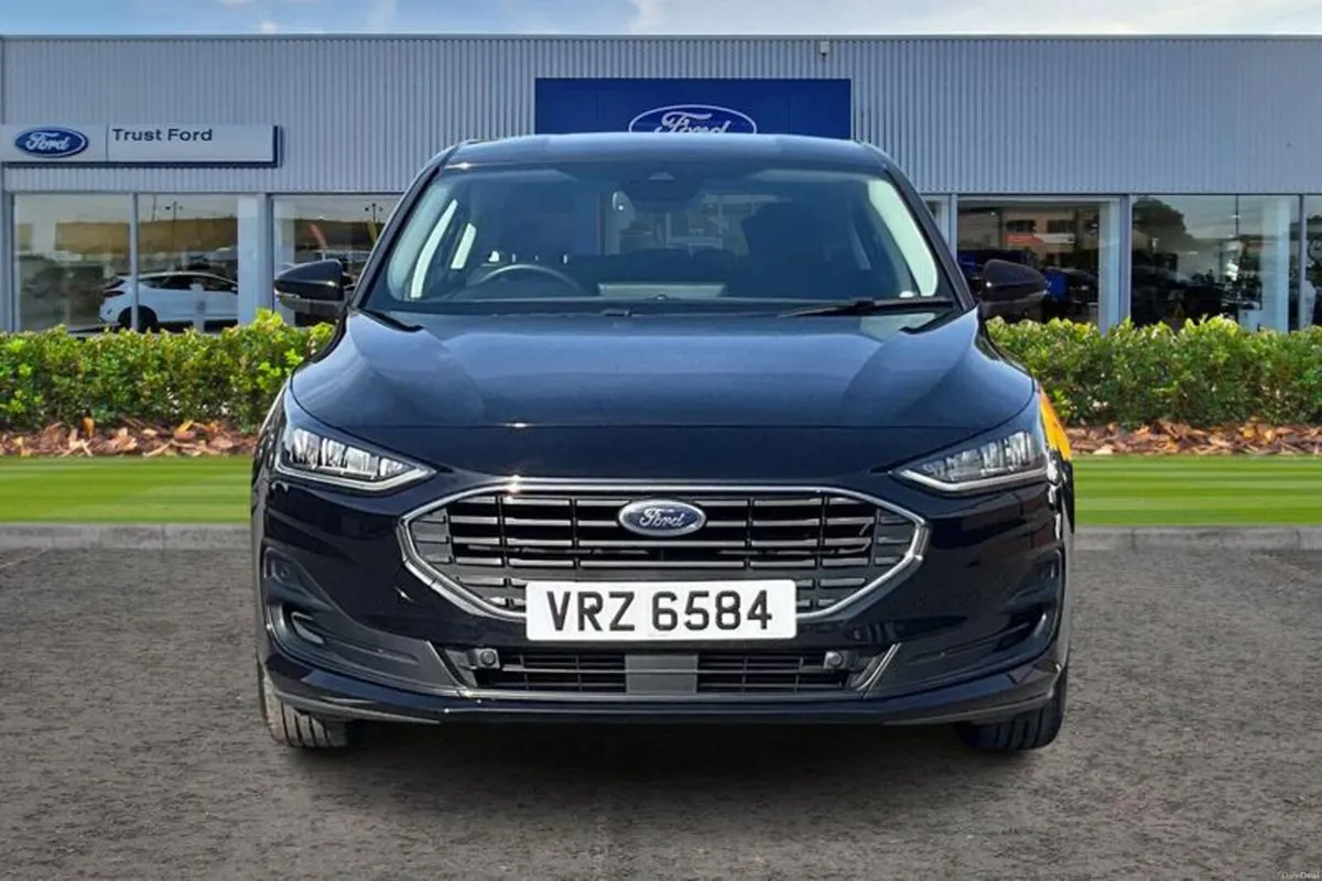 Ford Focus 1.0T EcoBoost MHEV Titanium Hatchback 5 - Image 6