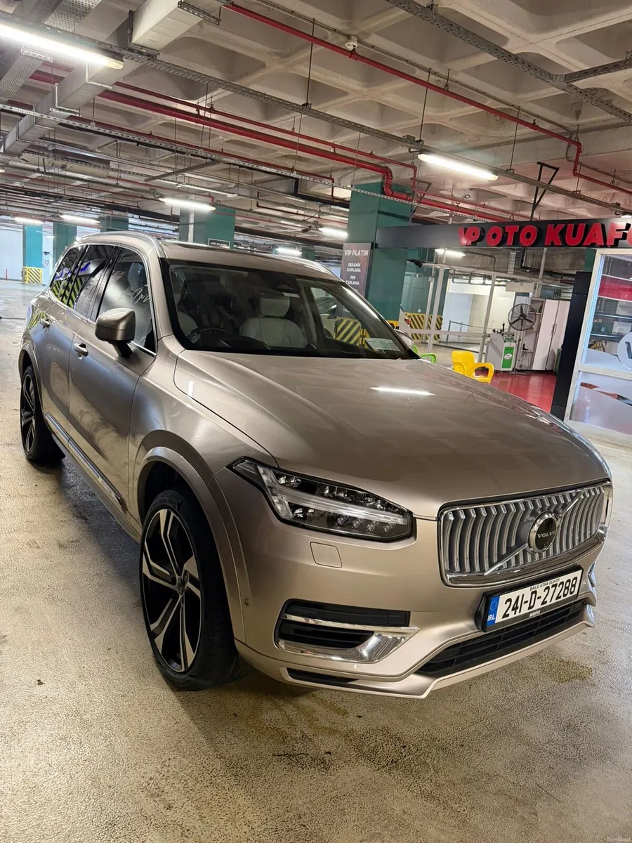 VOLVO XC90 T8 PHEV ULTIMATE BRIGHT 22” ALLOYS - Image 3