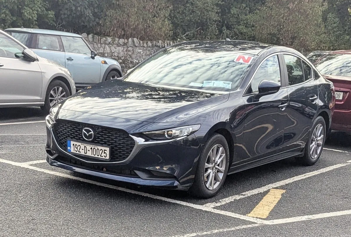 Mazda 3 1.8L 2019 (NCT 05/27, Tax 08/27) - Image 1