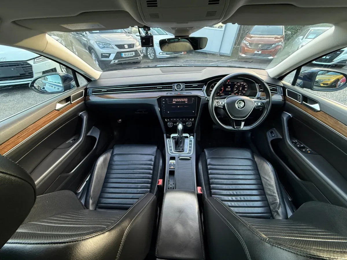 Volkswagen Passat ESTATE LEATHER 2.0 TDI FULL LEAT - Image 2