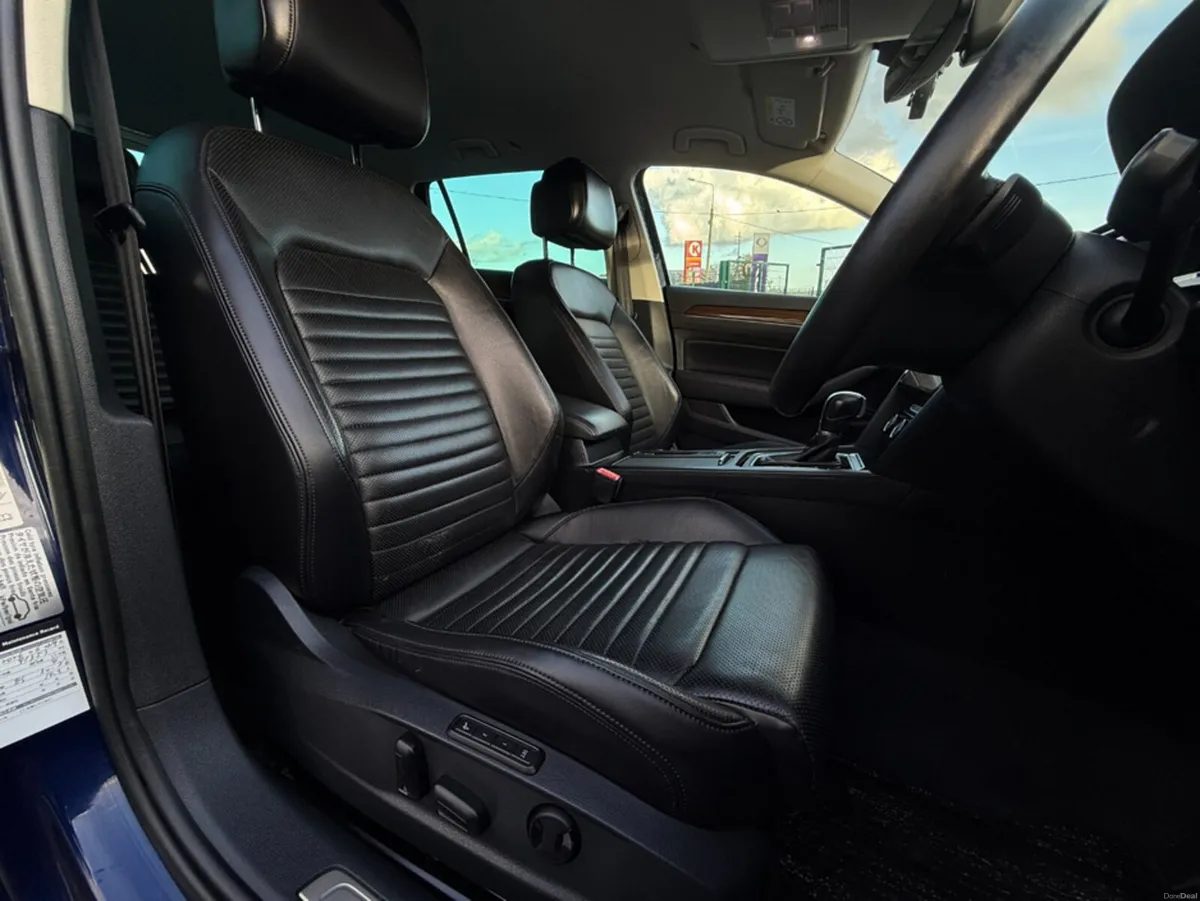Volkswagen Passat ESTATE LEATHER 2.0 TDI FULL LEAT - Image 4