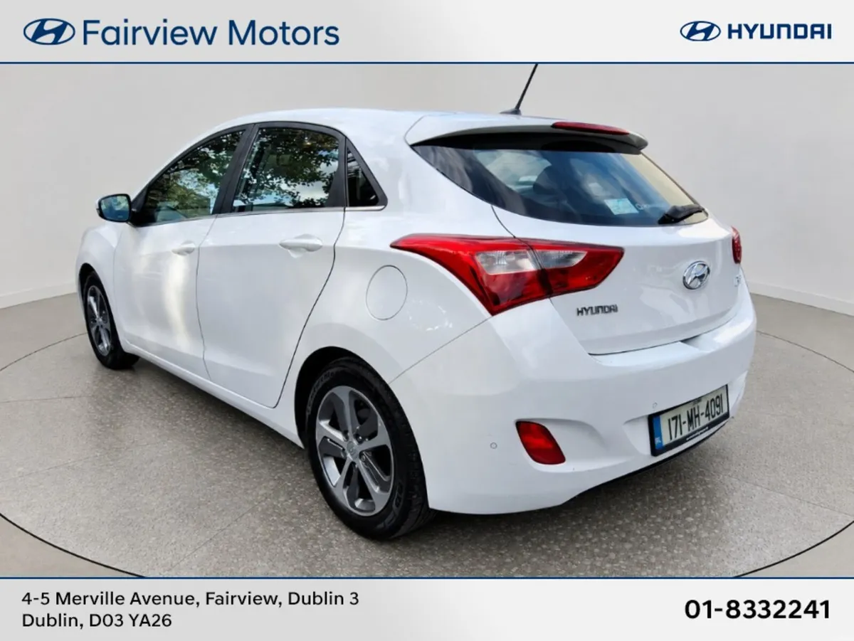 Hyundai i30 SE NAV 1.4Petrol - Low Mileage - Top S - Image 4