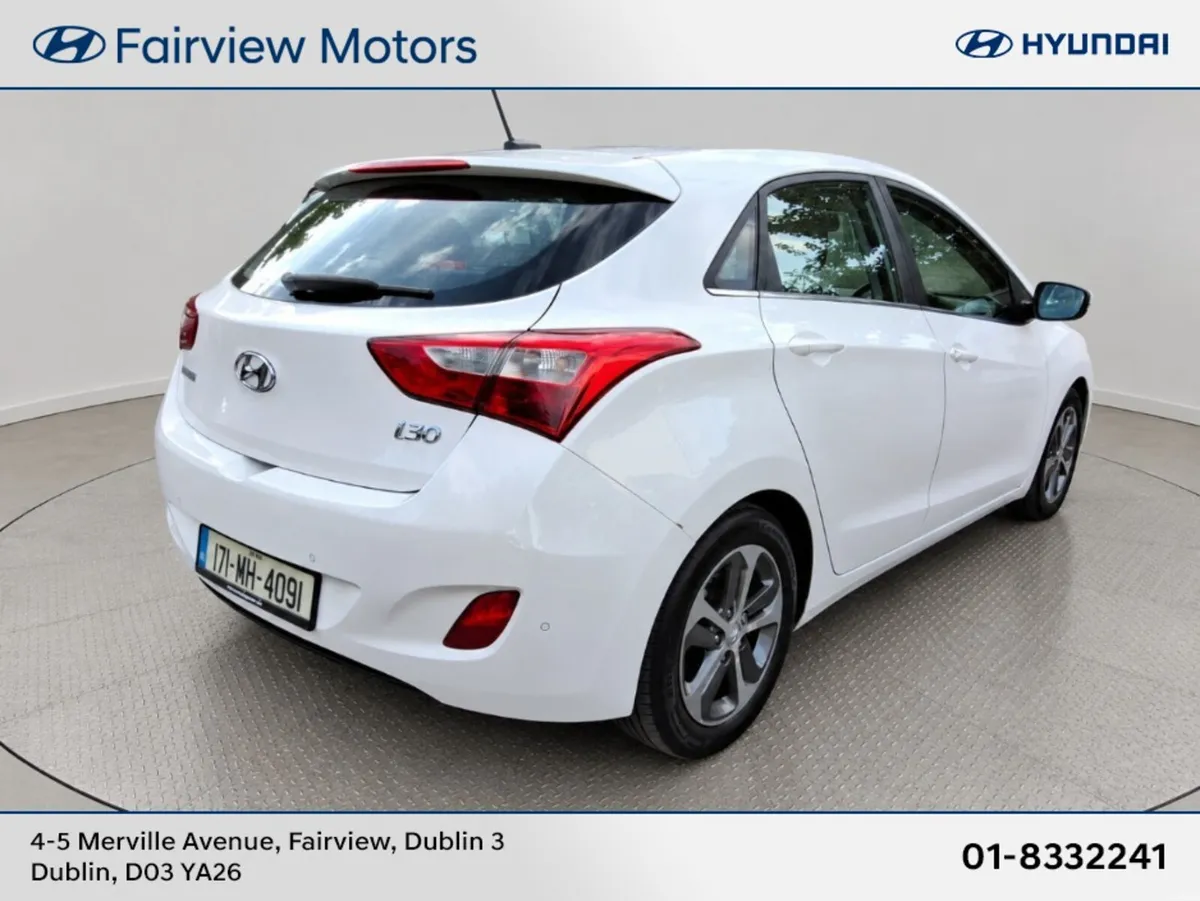 Hyundai i30 SE NAV 1.4Petrol - Low Mileage - Top S - Image 2