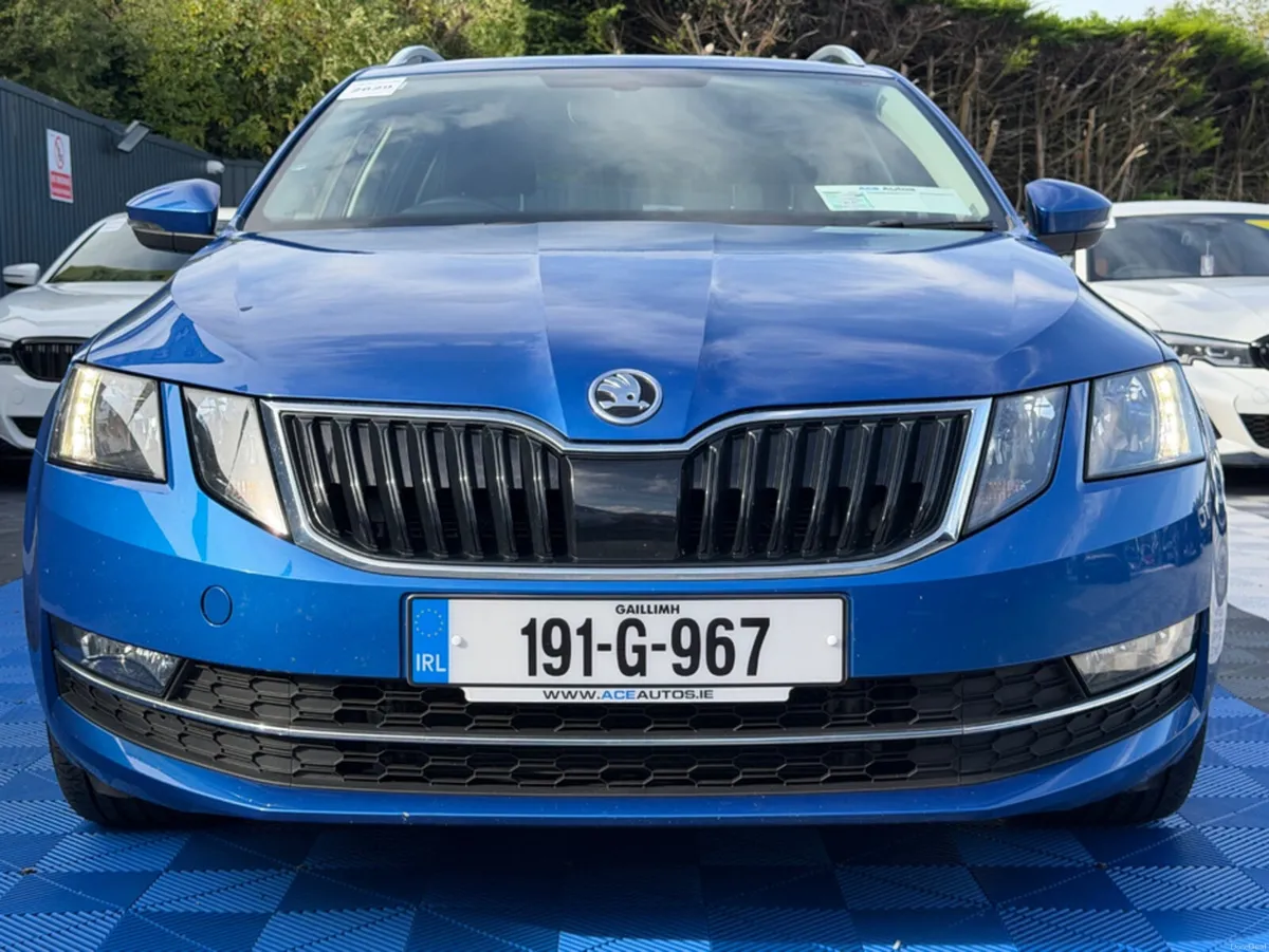 Skoda Octavia C STYLE - 2.0L DIESEL - AUTO - 12M W - Image 4