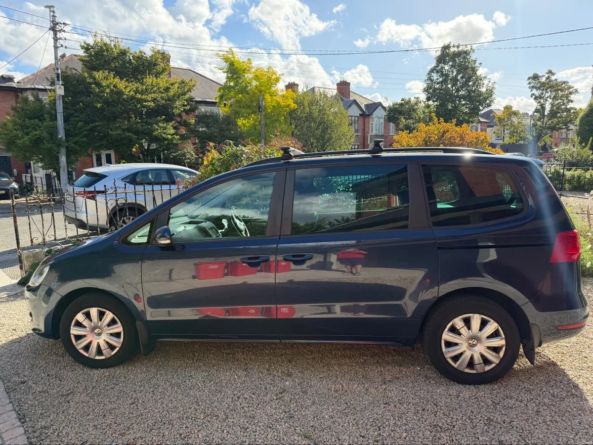Volkswagen Sharan 2013 - Image 4