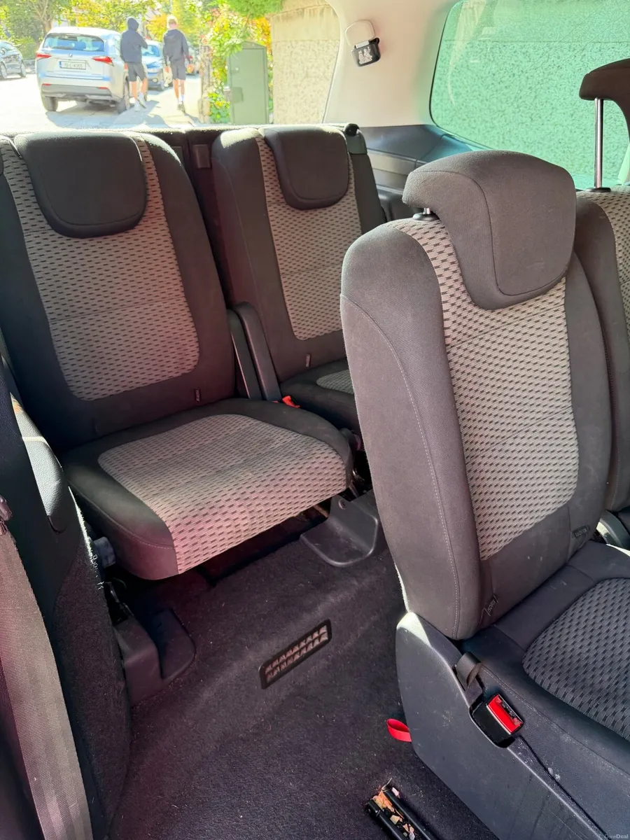 Volkswagen Sharan 2013 - Image 6