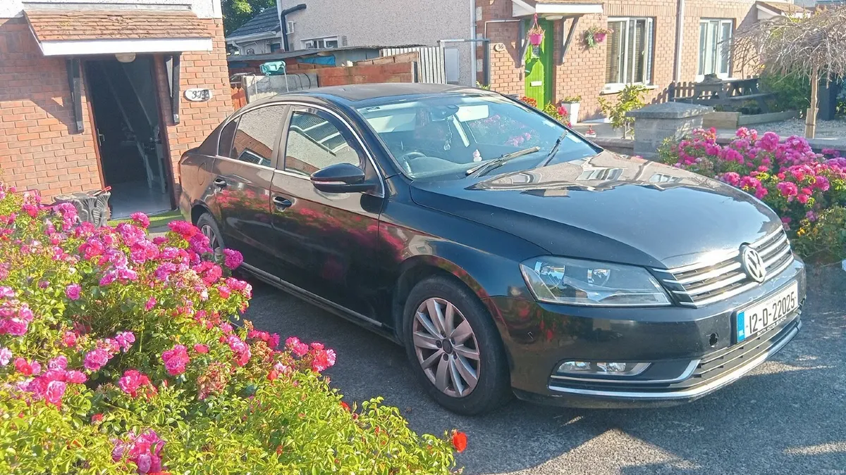 Volkswagen Passat 2012 - Image 4