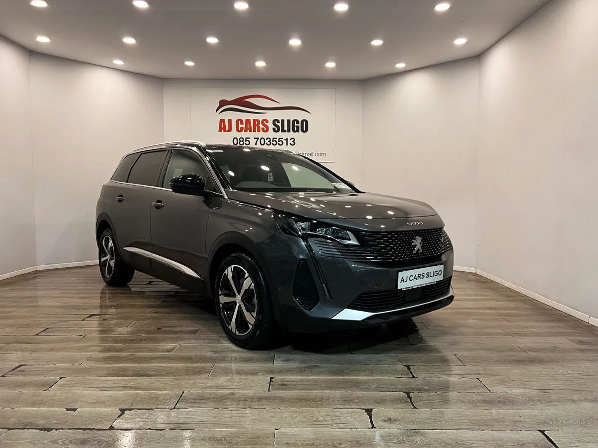 LOW MILEAGE • HIGH SPEC PEUGEOT 5008 GT 1.5 BLUEHD - Image 2