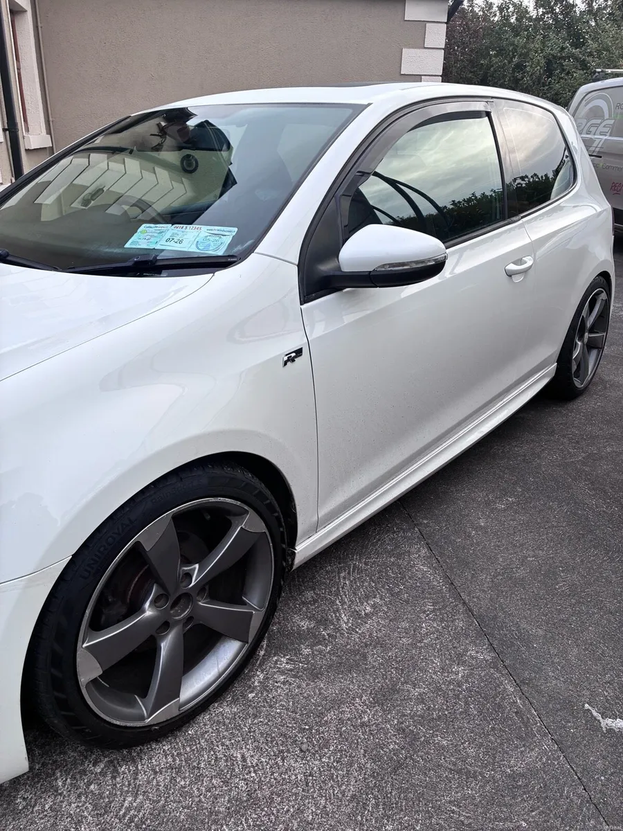 2010 R Line Golf - Image 3