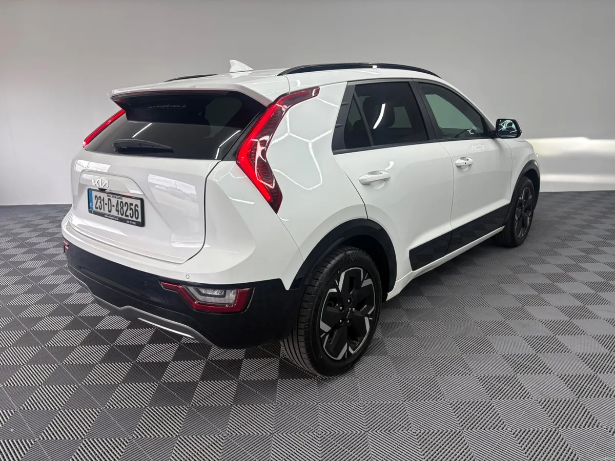 Kia eNiro K3 64Kwh 2023 - Image 5