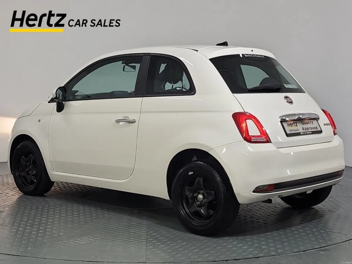 Fiat 500 CLUB MHEV 1.0 Petrol Manual - Image 3