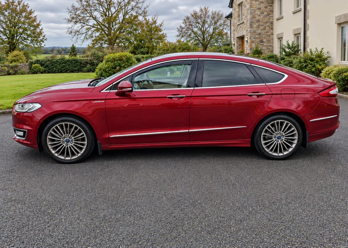 182 Ford Mondeo Vignale 2.0 Diesel NCT and TAX - Image 4