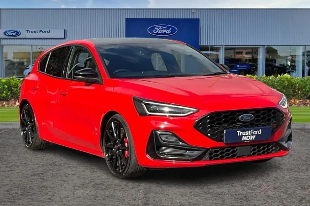 Ford Focus 2.3T EcoBoost ST Hatchback 5dr Petrol M - Image 1