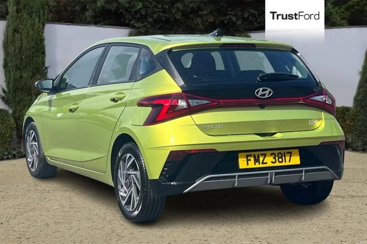 Hyundai i20 1.0T GDi Advance [Nav] 5dr - SAT NAV, - Image 2