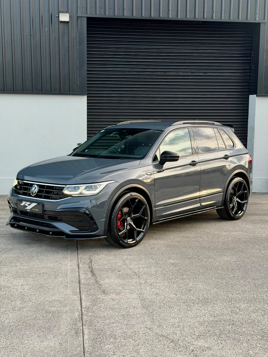 2023 VOLKSWAGEN TIGUAN RLINE BLACK EDITION TOP SPE - Image 2