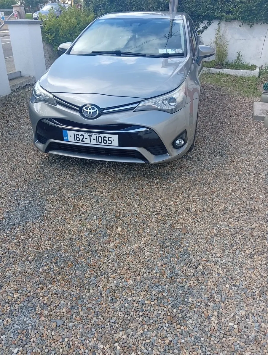 162 Toyota Avensis - Image 1
