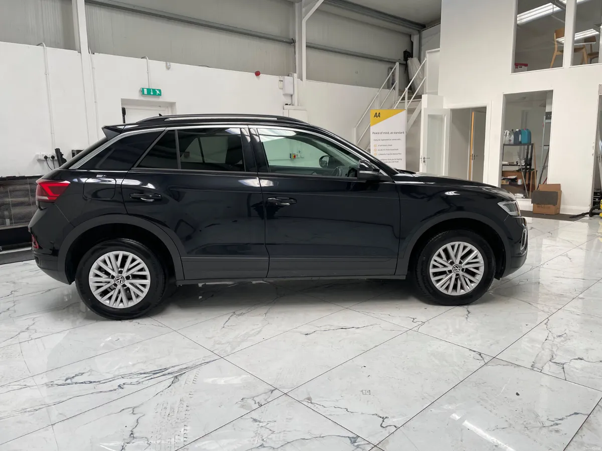 Volkswagen T-Roc 2024 1.0 Tsi - Image 2