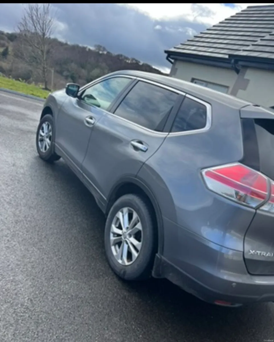 Nissan X-trail - Image 1