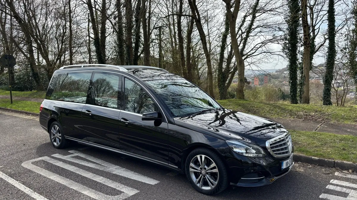 2018 Mercedes Duffy Hearse - Image 2