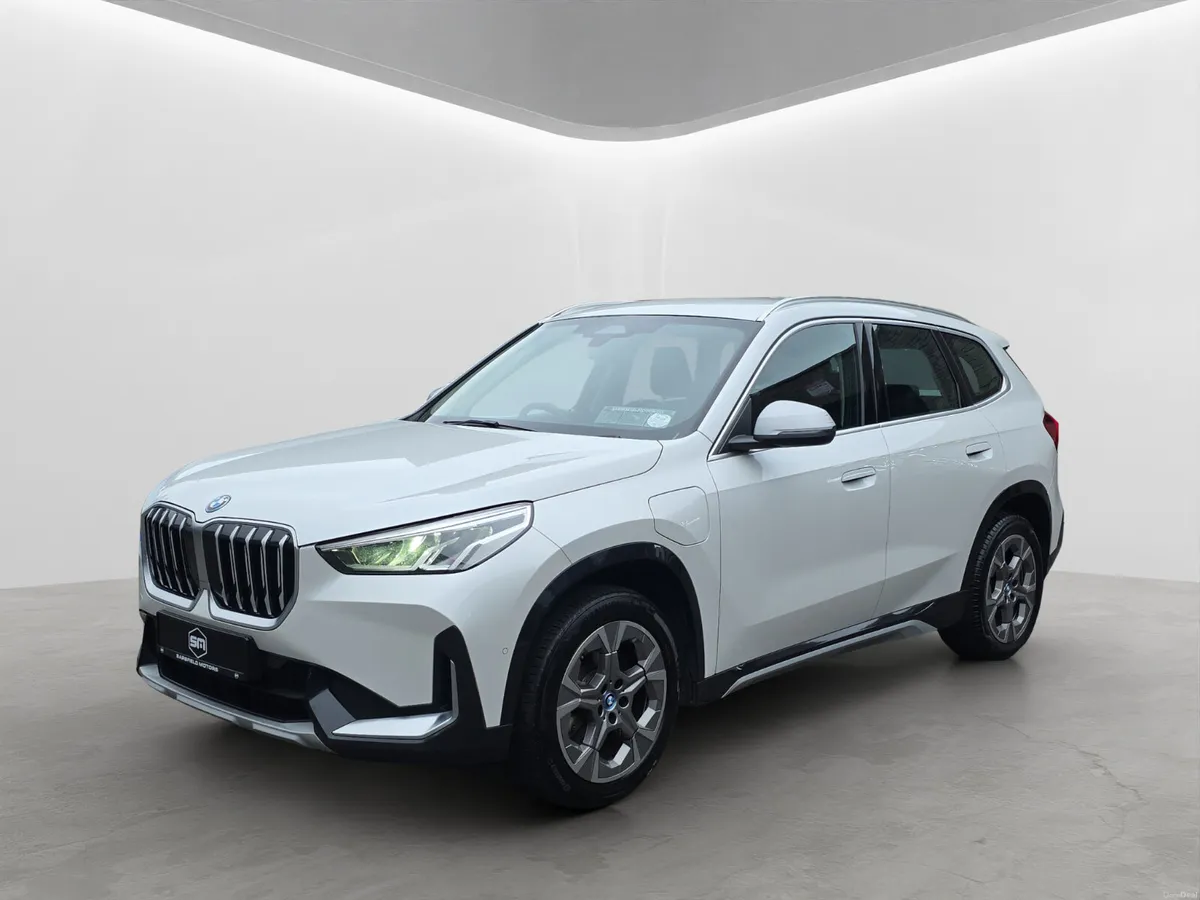2023 BMW X1 30E X-LINE AUTO. - Image 3