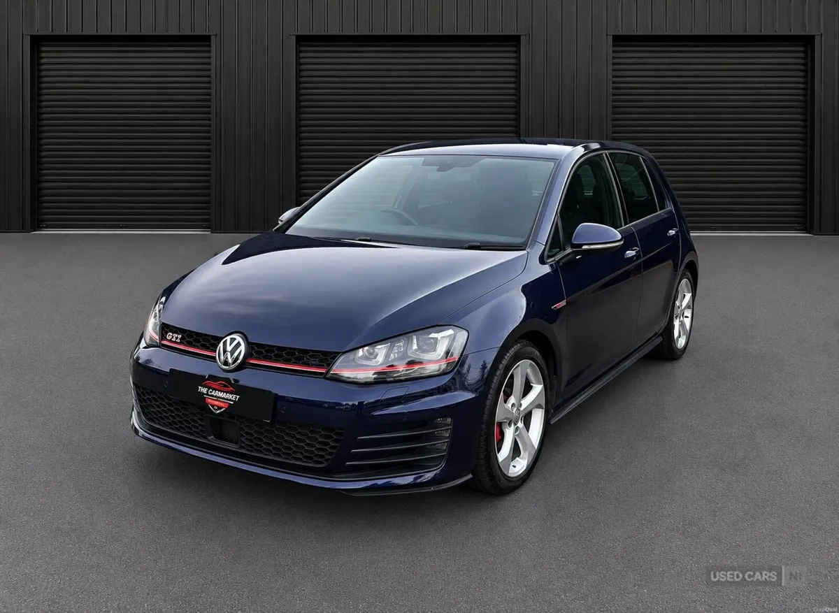 Volkswagen Golf 2.0 TSI BlueMotion Tech GTI DSG Eu - Image 2